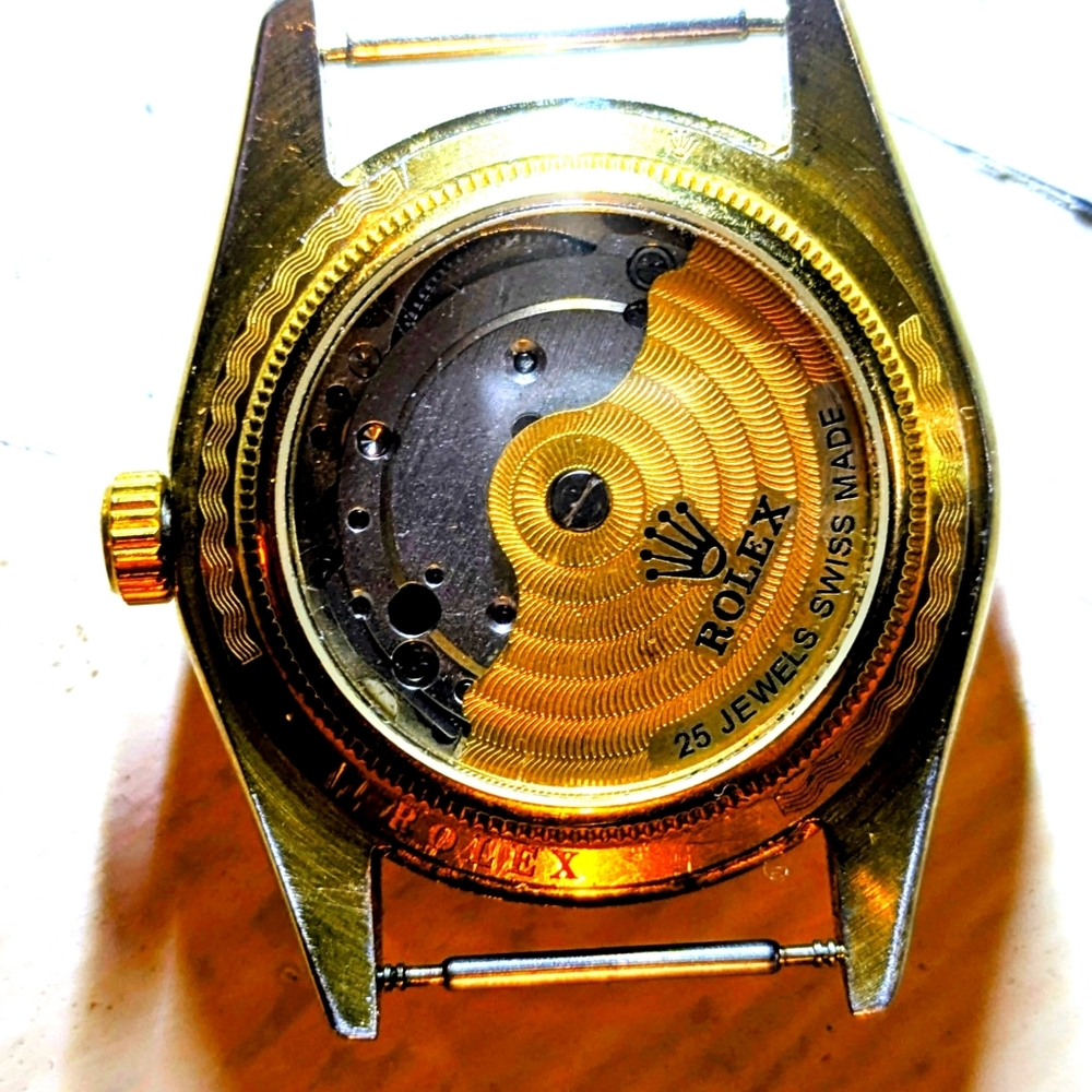 Gold Datejust with Diamond Bezel - Picture 8 of 8